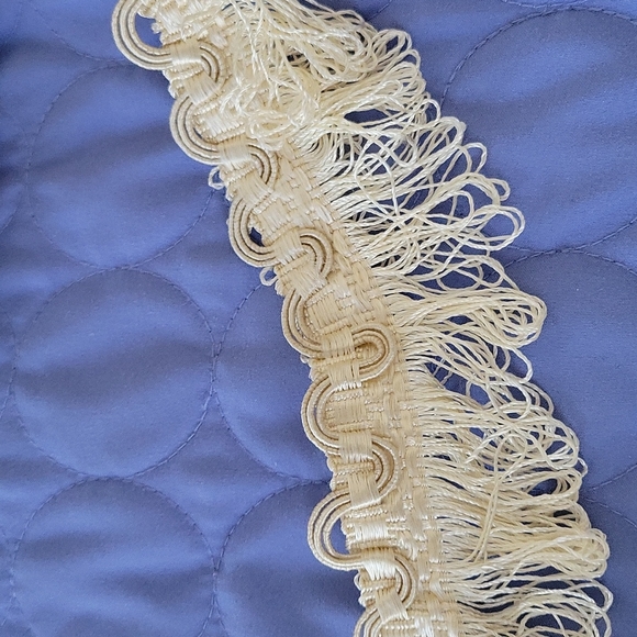 Vintage Ecru Cream Fringe Trim - Picture 6 of 8